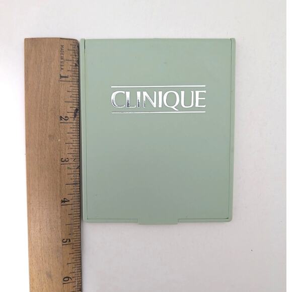 Vtg 90s Clinique Compact Travel Mirror 4.5" Fold Out Purse Make Up Green Logo - Picture 8 of 9